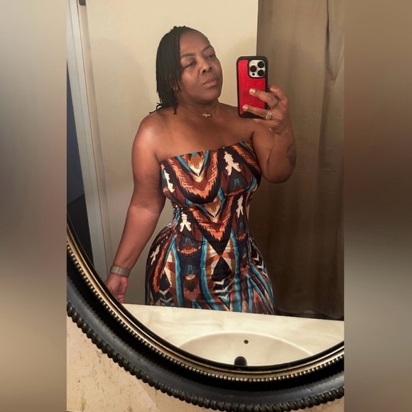 Meet your Posher Alicia - Picture 6 of 13